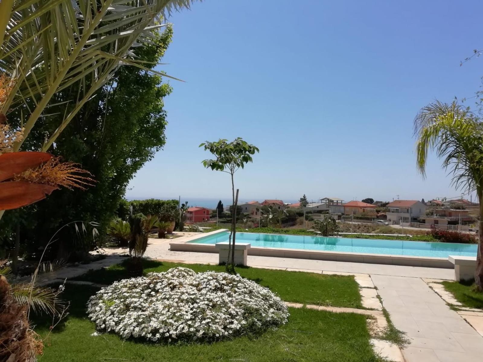 Villa Eleonora مارينا دي راغوزا المظهر الخارجي الصورة